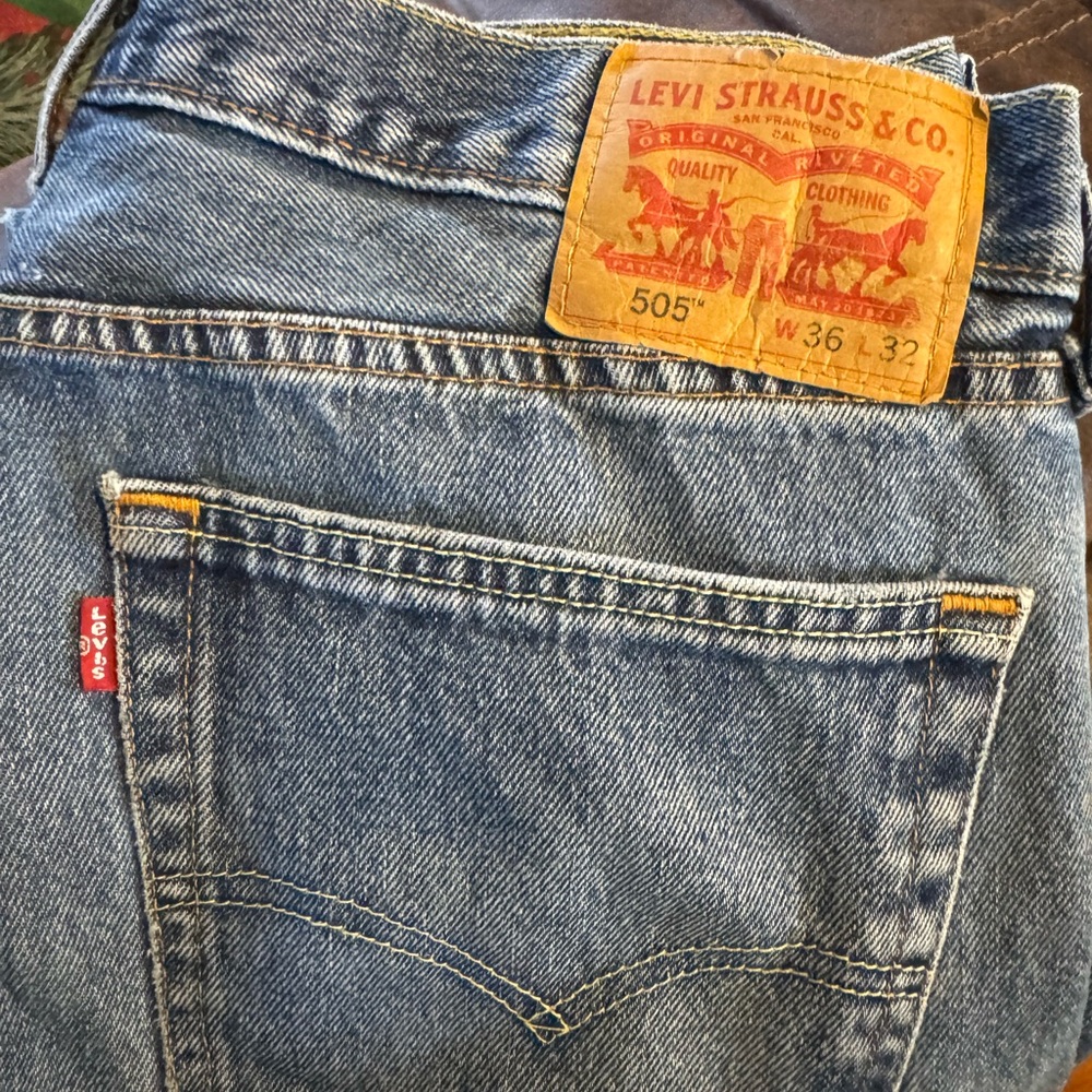 Levi's 505 Men's Blue Jeans